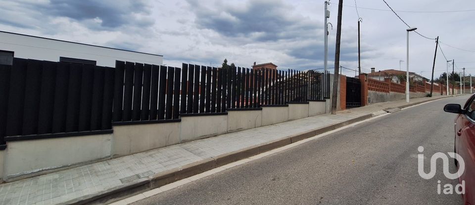 Terreno de 457 m² en Rubí (08191)