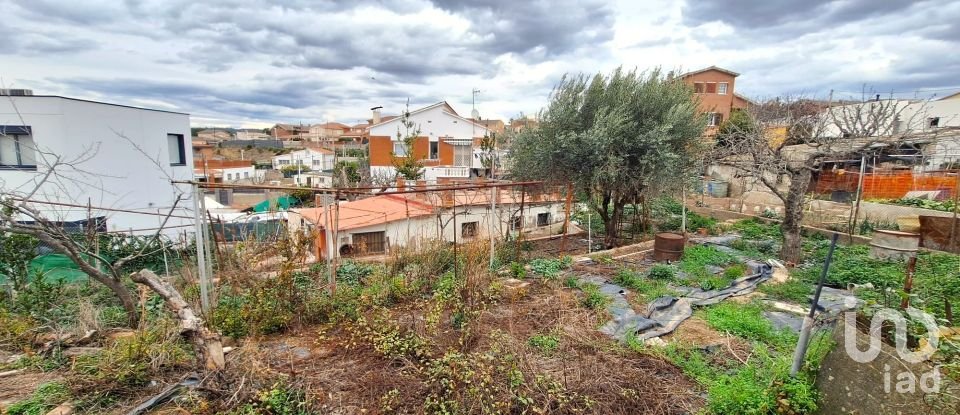 Terreno de 457 m² en Rubí (08191)