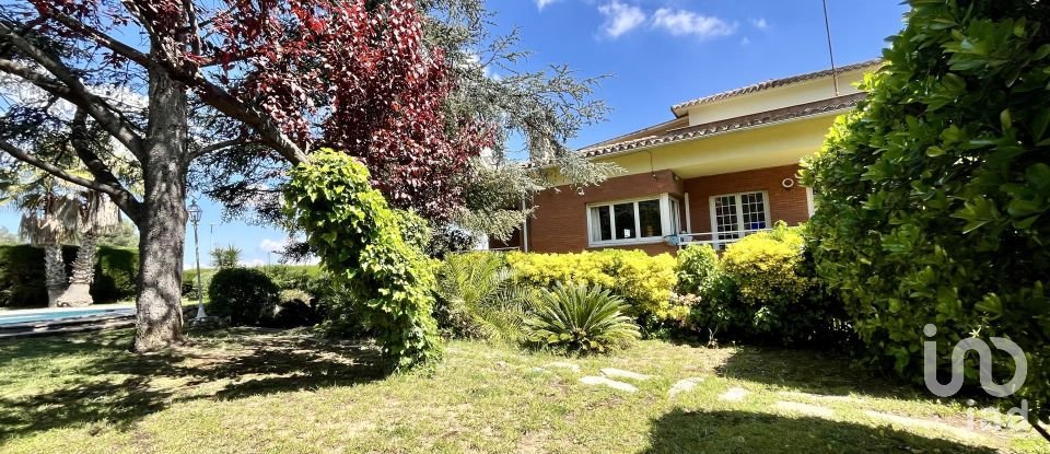 House 5 bedrooms of 540 m² in Corbera de Llobregat (08757)