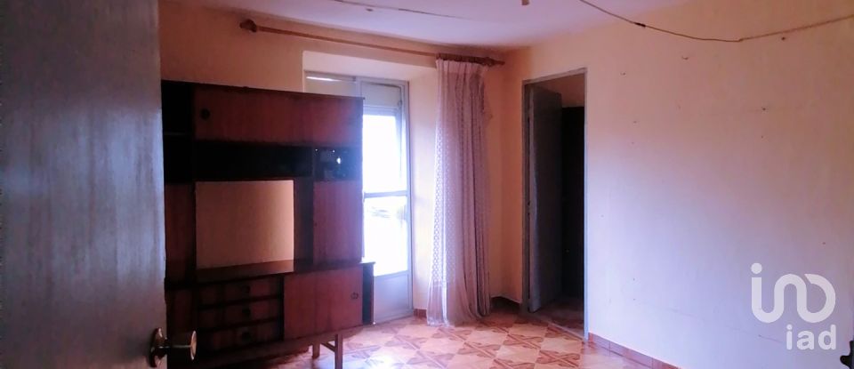 Maison de village 5 chambres de 107 m² à Belvís de la Jara (45660)