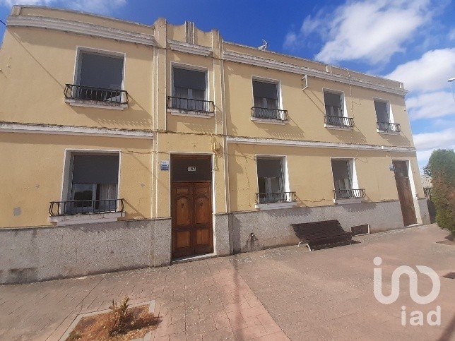 Casa 10 habitaciones de 300 m² en La Bañeza (24750)