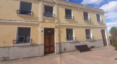 Casa 10 habitaciones de 300 m² en La Bañeza (24750)