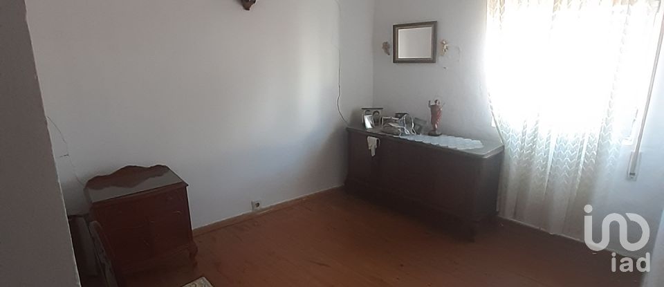 Casa 10 habitaciones de 300 m² en La Bañeza (24750)