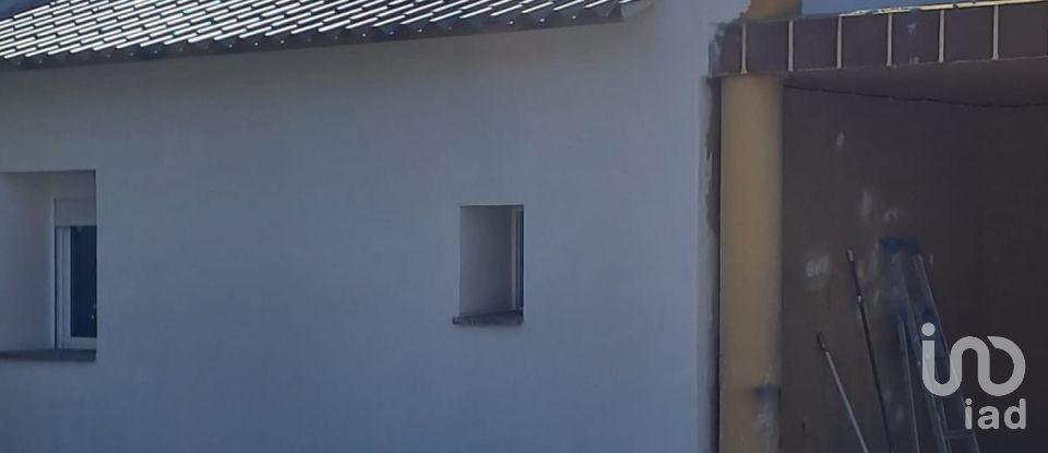 Casa rústica 3 habitaciones de 120 m² en Alcanara (30813)