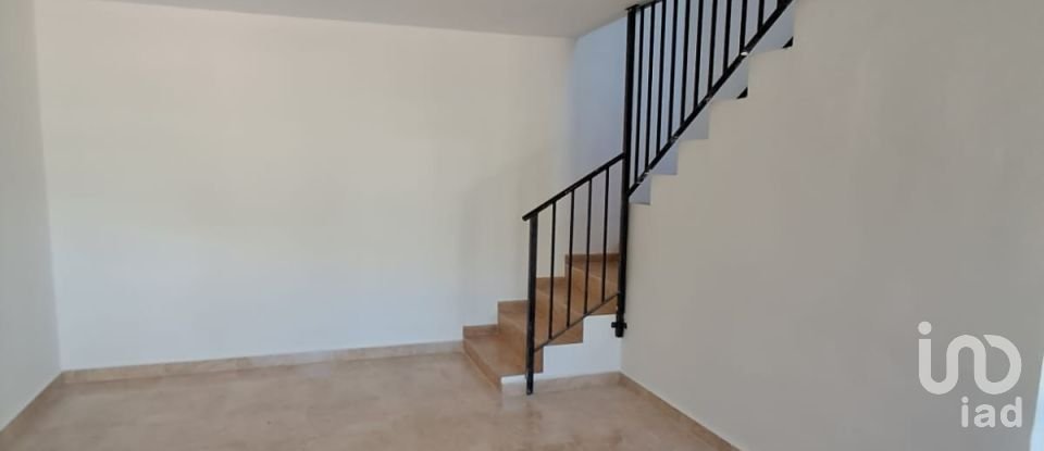 Casa rústica 3 habitaciones de 120 m² en Alcanara (30813)