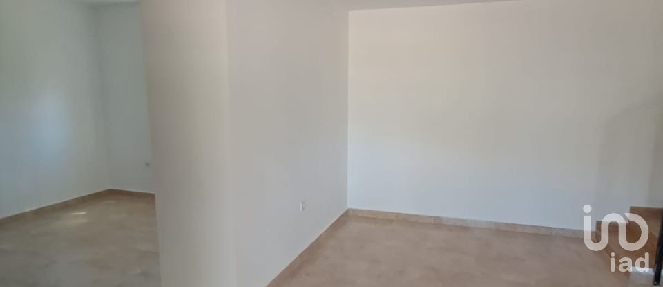 Casa rústica 3 habitaciones de 120 m² en Alcanara (30813)