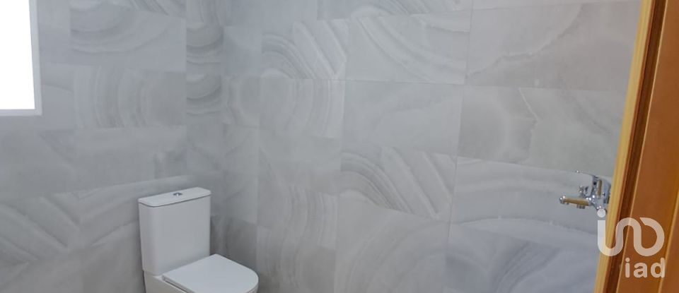 Casa rústica 3 habitaciones de 120 m² en Alcanara (30813)