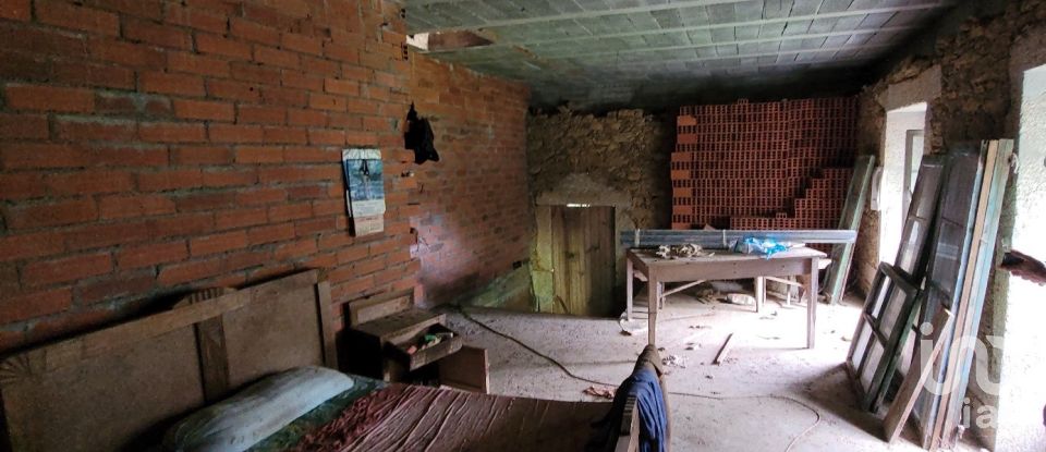 Country home 3 bedrooms of 200 m² in Val do Dubra (15873)