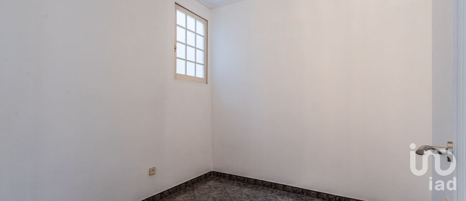 Casa 3 habitaciones de 134 m² en Sabadell (08202)