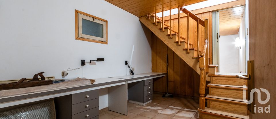 Casa 3 habitaciones de 134 m² en Sabadell (08202)