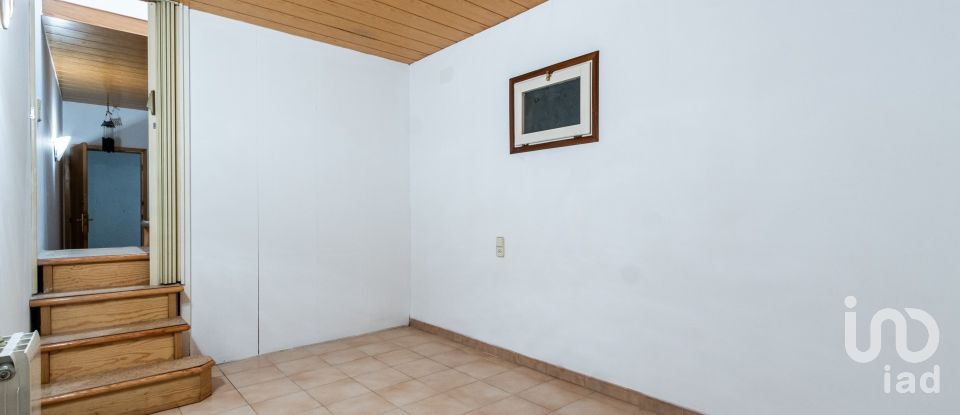 Casa 3 habitaciones de 134 m² en Sabadell (08202)