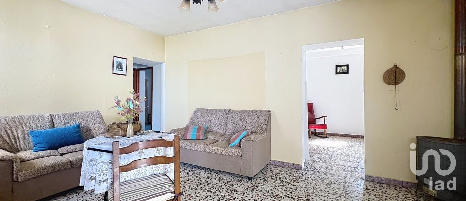 Country home 5 bedrooms of 200 m² in Bolonia (11391)