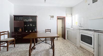 Casa rústica 5 habitaciones de 200 m² en Bolonia (11391)