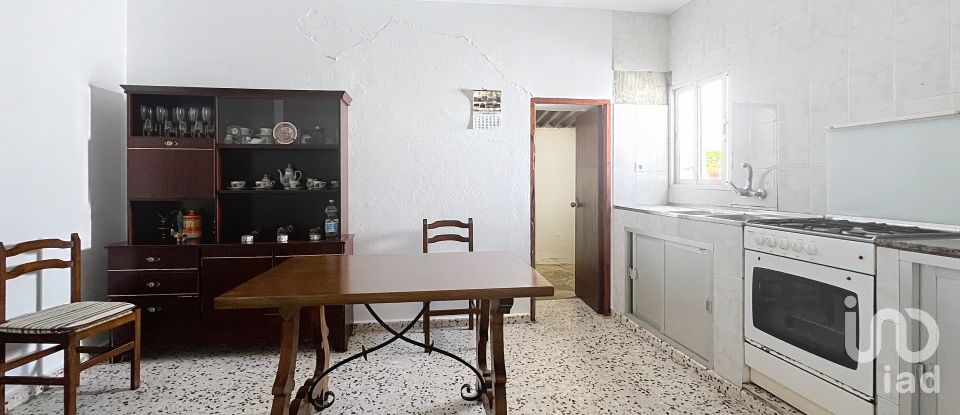 Country home 5 bedrooms of 200 m² in Bolonia (11391)