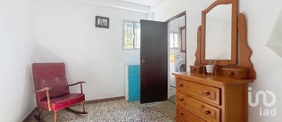 Country home 5 bedrooms of 200 m² in Bolonia (11391)