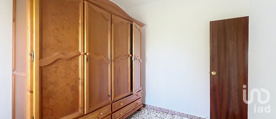 Country home 5 bedrooms of 200 m² in Bolonia (11391)