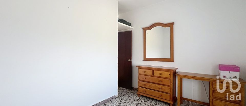 Country home 5 bedrooms of 200 m² in Bolonia (11391)