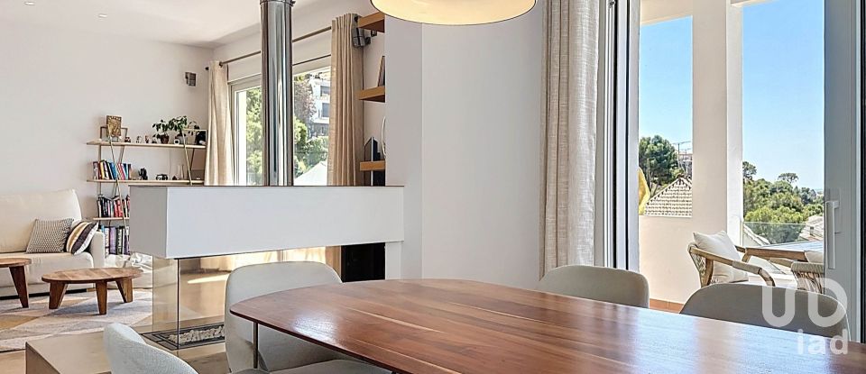 Appartement en maison 5 chambres de 245 m² à Sitges (08870)