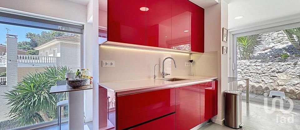 Appartement en maison 5 chambres de 245 m² à Sitges (08870)