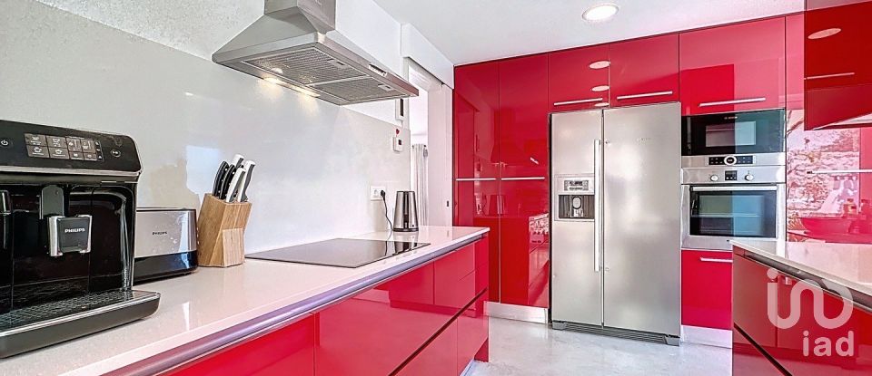 Appartement en maison 5 chambres de 245 m² à Sitges (08870)