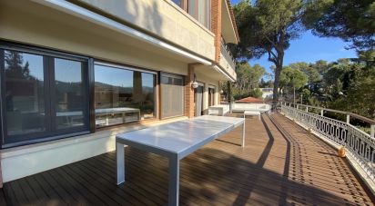 Vivienda unifamiliar 6 habitaciones de 570 m² en Sant Cugat del Vallès (08197)