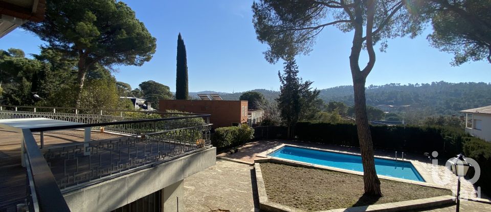 Apartment in house  6 bedrooms of 570 m² in Sant Cugat del Vallès (08197)
