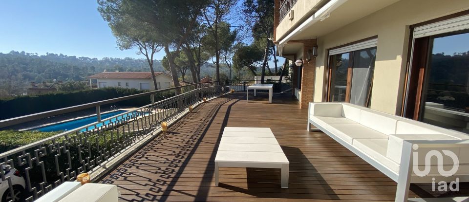 Apartment in house  6 bedrooms of 570 m² in Sant Cugat del Vallès (08197)