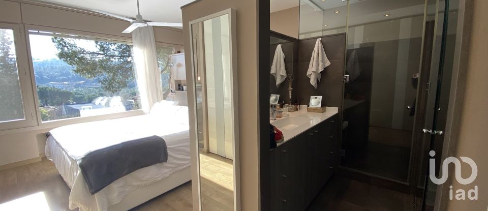 Apartment in house  6 bedrooms of 570 m² in Sant Cugat del Vallès (08197)