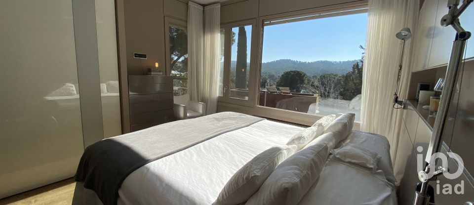 Apartment in house  6 bedrooms of 570 m² in Sant Cugat del Vallès (08197)