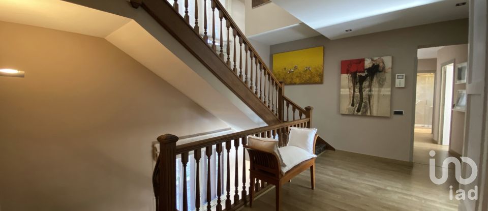 Apartment in house  6 bedrooms of 570 m² in Sant Cugat del Vallès (08197)