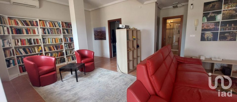 Maison 3 chambres de 125 m² à Algorfa (03169)