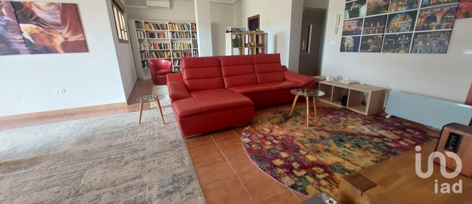 Maison 3 chambres de 125 m² à Algorfa (03169)