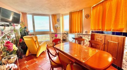 Penthouse 3 bedrooms of 196 m² in Peñiscola (12598)