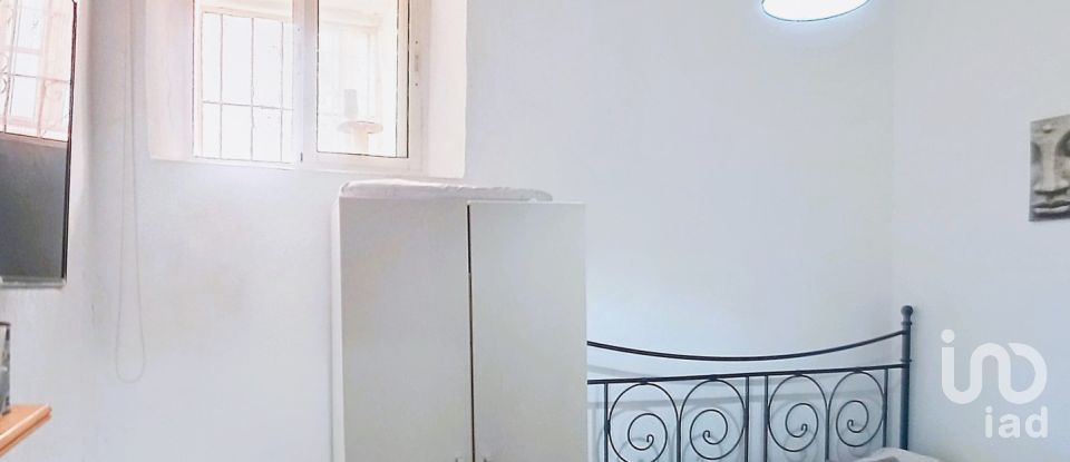 Varias superficies 3 habitaciones de 126 m² en Tarifa (11380)