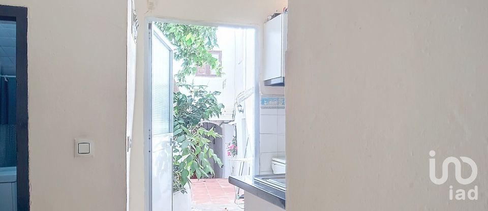 Varias superficies 3 habitaciones de 126 m² en Tarifa (11380)