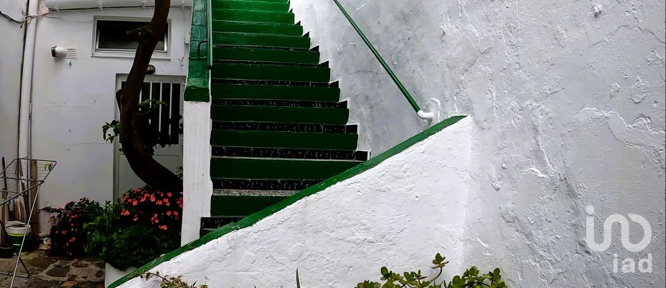 Varias superficies 3 habitaciones de 126 m² en Tarifa (11380)