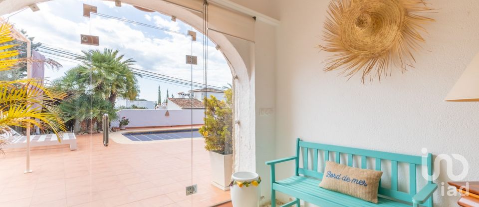 Casa de muntanya 4 habitacions de 375 m² a Partida La Cometa (03724)