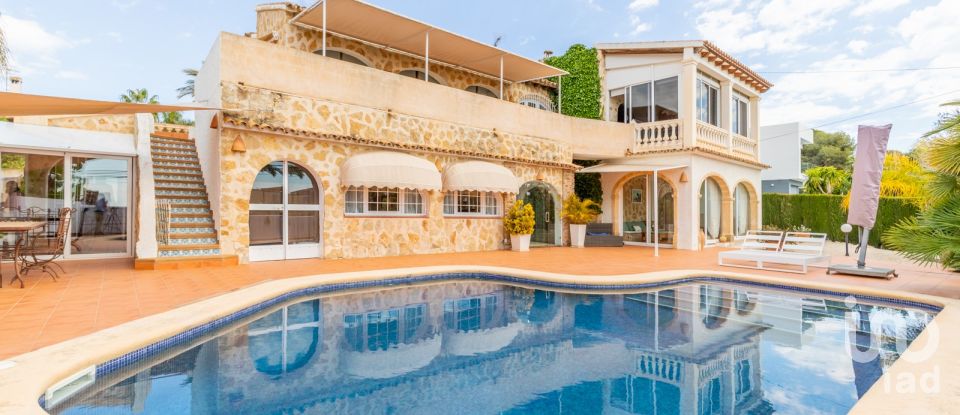 Casa de muntanya 4 habitacions de 375 m² a Partida La Cometa (03724)