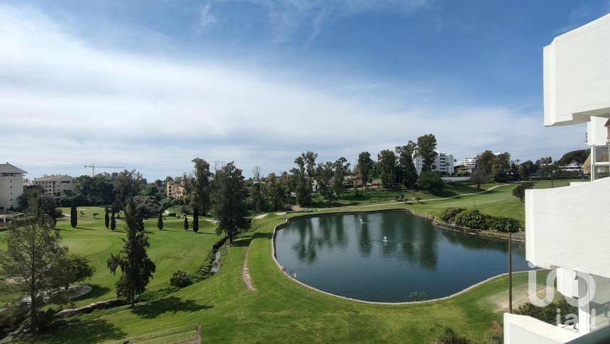 Apartment 3 bedrooms of 200 m² in Guadalmina (29670)