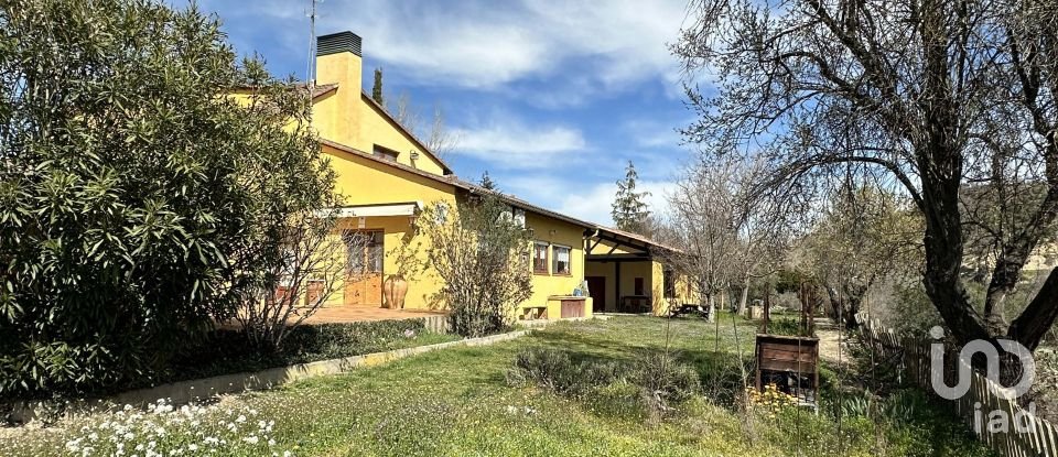 House 5 bedrooms of 4,300 m² in Salas de Pallars (25693)