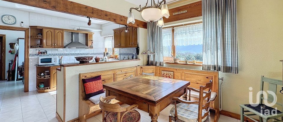 House 5 bedrooms of 4,300 m² in Salas de Pallars (25693)