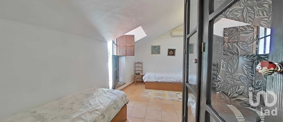 Country home 5 bedrooms of 282 m² in Estacion Cortes de La Frontera (29391)