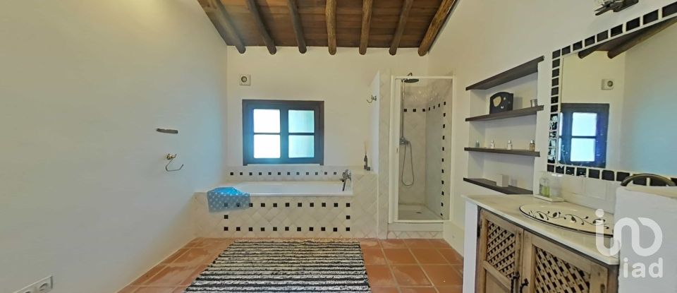 Country home 5 bedrooms of 282 m² in Estacion Cortes de La Frontera (29391)