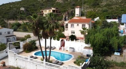 Cottage 5 bedrooms of 205 m² in Gandía (46728)
