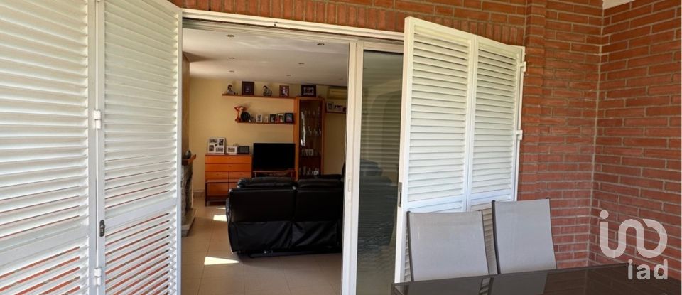 Casa 6 habitaciones de 200 m² en Corbera de Llobregat (08757)