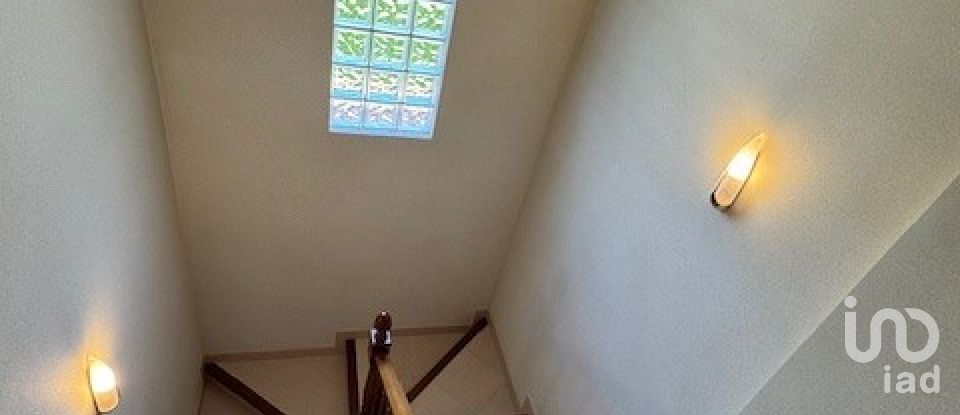 Casa 6 habitaciones de 200 m² en Corbera de Llobregat (08757)