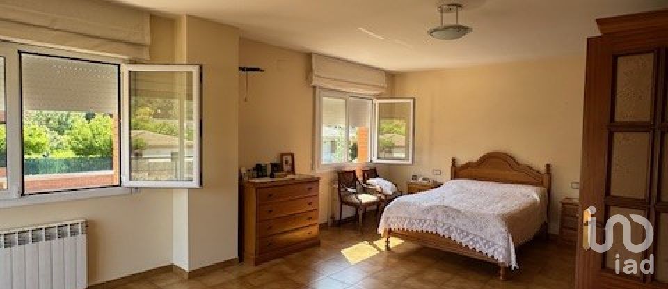 Casa 6 habitaciones de 200 m² en Corbera de Llobregat (08757)