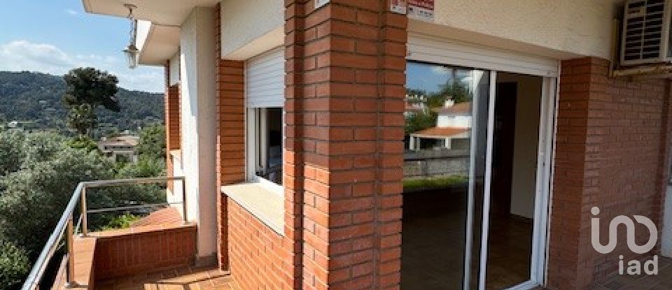 Casa 6 habitaciones de 200 m² en Corbera de Llobregat (08757)