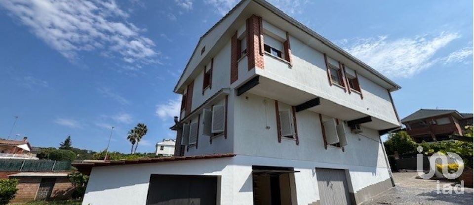 Casa 6 habitaciones de 200 m² en Corbera de Llobregat (08757)