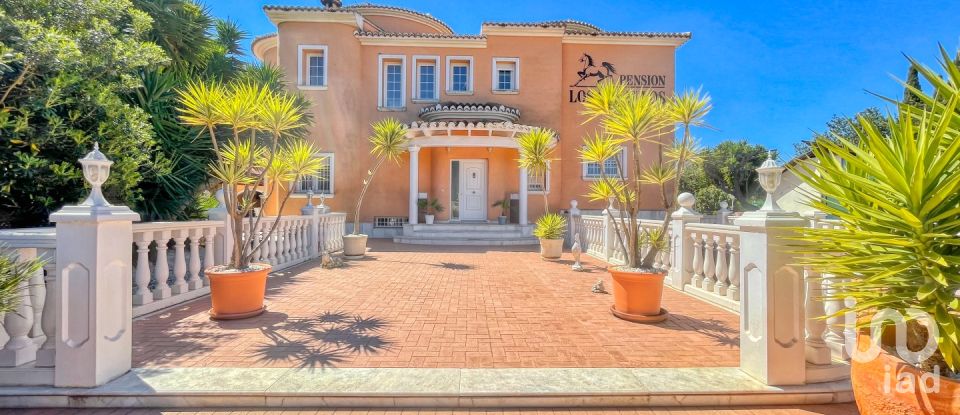 Hotel 3 * de 1.154 m² en Els Poblets (03779)